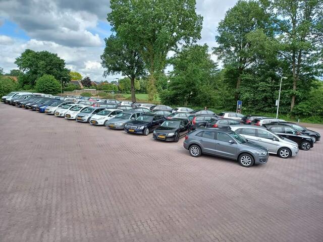 Volkswagen GOLF 1.5 eTSI R-Line Business+ | LED | Trekhaak | All-seasons | ACC | Keyless | Stoelverwarming |