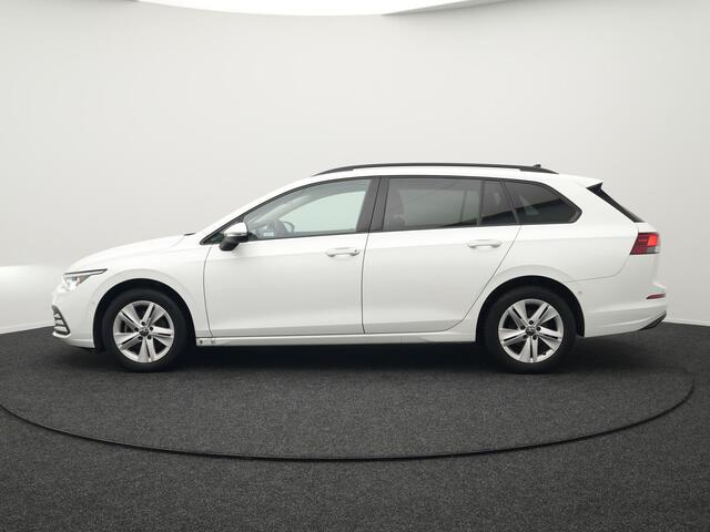 Volkswagen GOLF Variant 1.5 TSI Life Business 131pk | Adaptive Cruise | Camera | Alcantara Sportstoelen Verwarmd | IQ Light | Stuurverwaming | Sfeerverlichting | Parkassist | Apple Carplay |