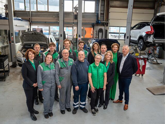 Volkswagen GOLF Variant 1.0 eTSI Life Business Automaat, Navigatie, Clima controle, Cruise controle, Alcantara bekleding, Stuurverwarming, Stoelverwarming, Massage stoel, Xenon, Elek ramen, Pdc V/A, Lm velgen 16'', Zeer compleet, Neder Bovag afleverpakket 695,-