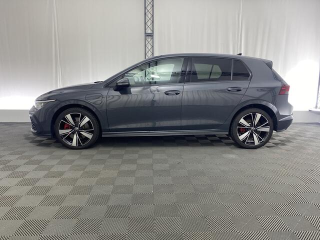 Volkswagen GOLF 1.4 eHybrid GTE Automaat | Apple Carplay | Navi | ACC | DAB | Ambient Lighting |