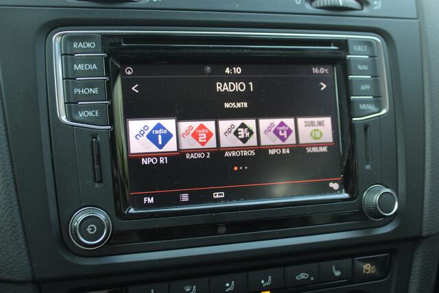 Volkswagen GOLF Cabriolet 1.4 TSI - AUTOMAAT - LEDER - NAVIGATIE - CARPLAY - XENON -