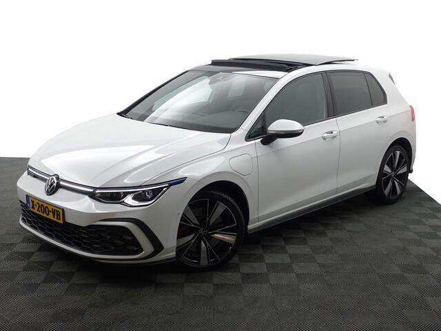 Volkswagen GOLF 1.4 eHybrid 242pk GTE Aut- Panoramadak, Stuur/Stoelverwarming, CarPlay, Android auto, Ada Cruise, Sfeerverlichting