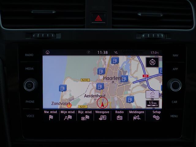 Volkswagen GOLF 1.0 TSI R Line+ Aut- 25dkm, Panoramadak, Xenon Led, CarPlay, Android Auto, Stoelmassage