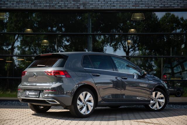 Volkswagen GOLF 1.5 eTSI Style , Adap. cruise, Stuur/stoelverwarming, Carplay,