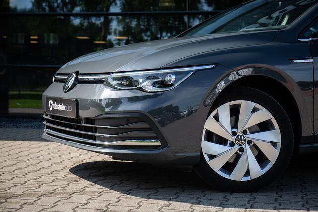 Volkswagen GOLF 1.5 eTSI Style , Adap. cruise, Stuur/stoelverwarming, Carplay,