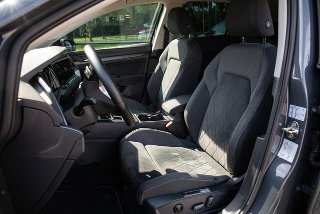 Volkswagen GOLF 1.5 eTSI Style , Adap. cruise, Stuur/stoelverwarming, Carplay,