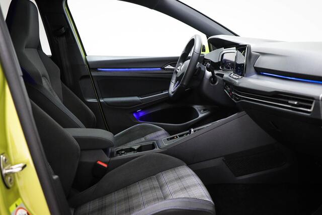 Volkswagen GOLF 1.4 eHybrid GTE | PANORAMADAK | WINTER / ASSISTENTIE- PACK | IQ LIGHT | CAMERA