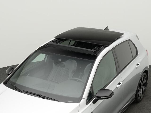 Volkswagen GOLF 1.5 eTSI 150 pk DSG R-Line | Panoramadak | IQ Light | Stuur-/stoelverwarming | Achteruitrijcamera | Navigatie | Keyless Entry