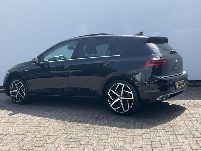 Volkswagen GOLF 1.5 TSI Style Pano Sfeerverl Adap.Cruise Carplay Led Memory Uitstraling!