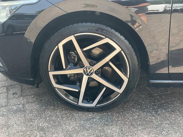 Volkswagen GOLF 1.5 TSI Style Pano Sfeerverl Adap.Cruise Carplay Led Memory Uitstraling!