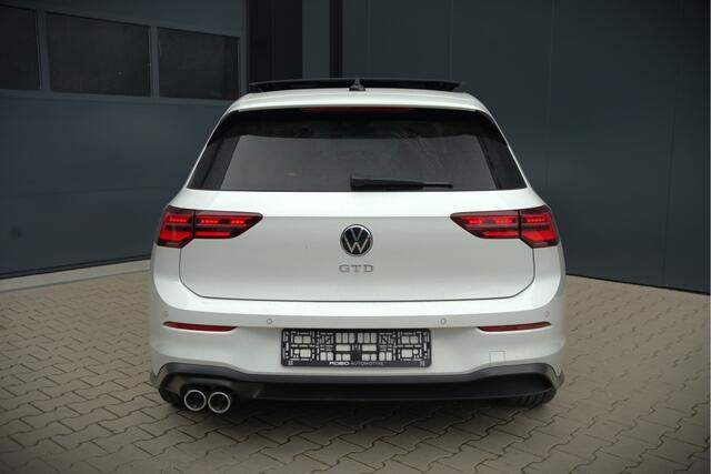 Volkswagen GOLF 2.0 TDI GTD | Panoramadak | Stoelverwarming | Stuurverwarming | Adaptive Cruise Control | Apple Carplay | Sport & Sound | Adaptief Onderstel | Keyless | IQ Light LED | Camera | Ambiance Verlichting