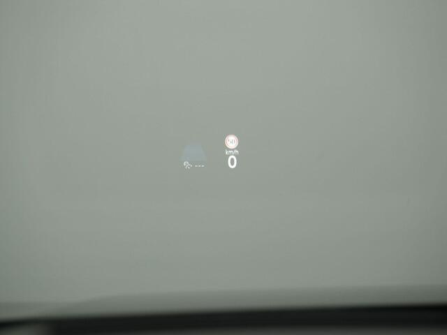 Volkswagen GOLF 1.5 eTSI 150 pk DSG R-Line Edition | Panoramadak | IQ Light | Head-up display | Stuur-/stoelverwarming | Achteruitrijcamera