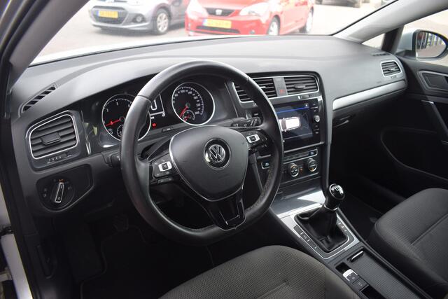Volkswagen GOLF 1.6 TDI Comfortline Business | Apple | Adaptive | Climate |