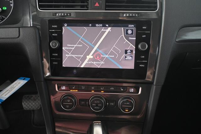 Volkswagen GOLF Variant 1.0 TSI Comfortline Business Automaat Clima Navigatie Massagestoel Inruil Mogelijk!