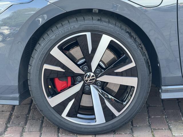 Volkswagen GOLF 1.5 eHybrid GTE 272PK Trekhaak | Pano | HUD | Garantie t/m 03/11/2029