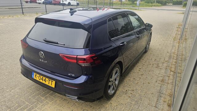 Volkswagen GOLF 1.5 eTSI R-Line