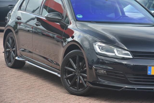 Volkswagen GOLF 1.0 TSI | Navigatie | Full LED | Carplay | DAB+ | Cruise-control | Uitstraling!! | NL auto!! |