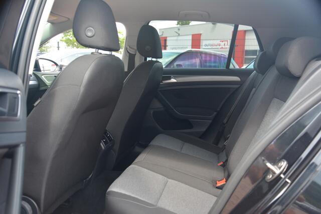 Volkswagen GOLF 1.0 TSI | Navigatie | Full LED | Carplay | DAB+ | Cruise-control | Uitstraling!! | NL auto!! |