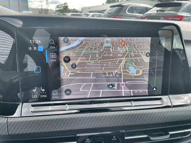 Volkswagen GOLF 1.5 eTSI 130pk DSG R-Line · Navigatie · App connect · Camera + Parkeersensoren