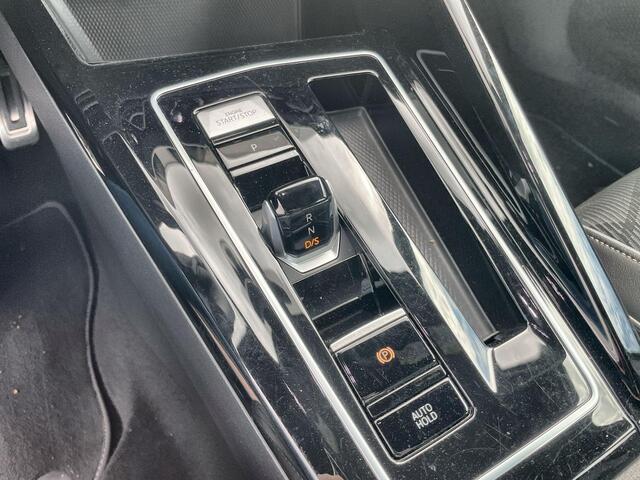 Volkswagen GOLF 1.5 eTSI 130pk DSG R-Line · Navigatie · App connect · Camera + Parkeersensoren