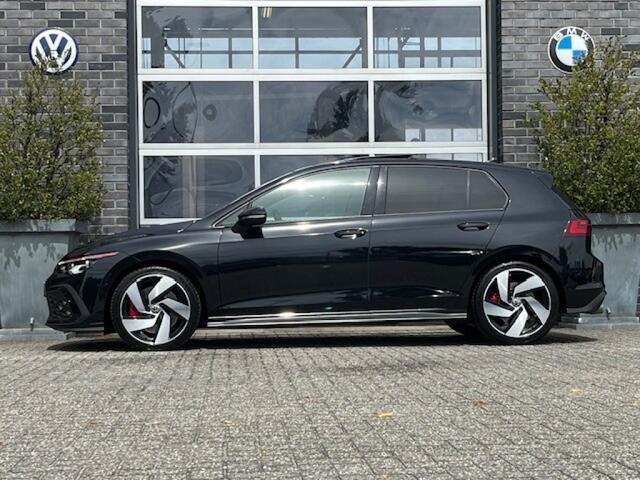 Volkswagen GOLF 2.0 TSI GTI - PANO - MATRIX - HARMAN KARDON