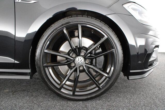Volkswagen GOLF R 2.0 TSI 310pk DSG 4Motion Keyless Dynaudio Virtual Cockpit Stoelverwarming Navigatie
