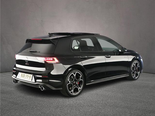Volkswagen GOLF GTI 2.0 TSI 265pk DSG Automaat Trekhaak, Panoramadak, Adaptive cruise control, Lederen bekleding, 360 camera, Harman Kardon audio, Achteruitrijcamera