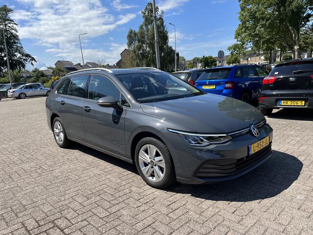 Volkswagen GOLF Variant 1.0 eTSI Life