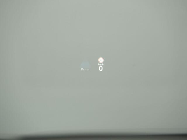 Volkswagen GOLF 1.5 eTSI 150 pk DSG R-Line | Panoramadak | Rondomzicht camera | IQ Light | Head-up display