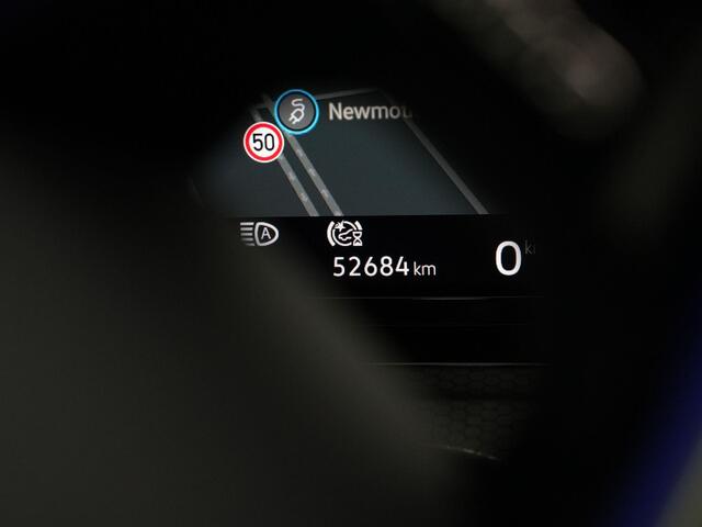 Volkswagen GOLF 1.4 eHybrid 245 pk DSG GTE | Panoramadak | Stuur-/stoelverwarming | Navigatie | Parkeersensoren voor/achter