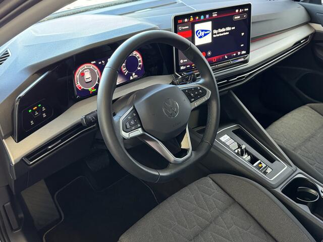 Volkswagen GOLF ?1.5eTSI 150 PK? EDITION LED CARPLAY NAVI CAMERA STOEL/STUUR VERW KEYLESS MHEV "Volkswagen rijden begint bij Topautos.nl - 75 topmodellen direct op voorraad!"