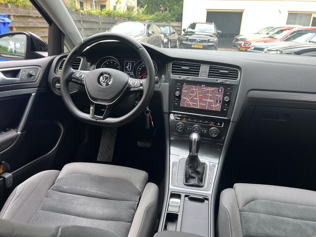 Volkswagen GOLF Variant 1.5 TSI Comfortline Business Navigatie Carplay Automaat