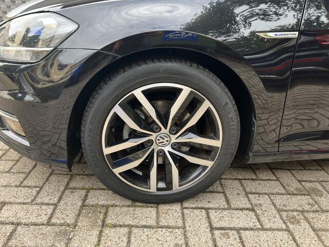 Volkswagen GOLF Variant 1.5 TSI Comfortline Business Navigatie Carplay Automaat