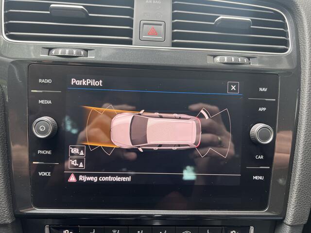 Volkswagen GOLF Variant 1.5 TSI Comfortline Business Navigatie Carplay Automaat