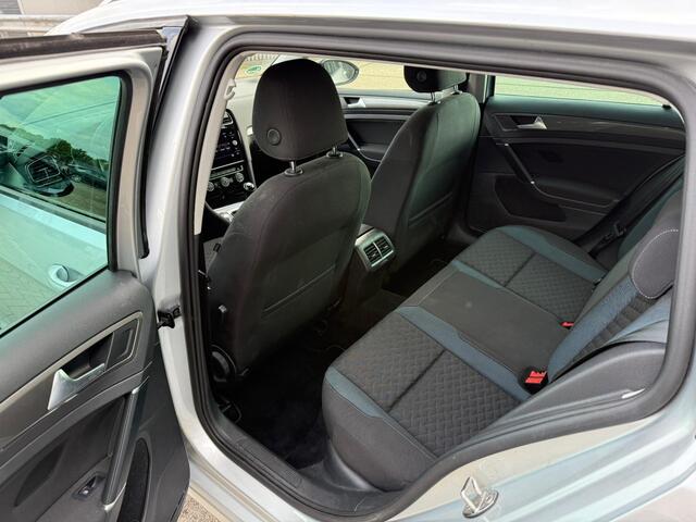 Volkswagen GOLF Variant 1.0 TSI Highline