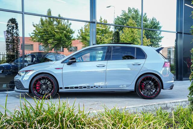 Volkswagen GOLF GTI 2.0 300pk TSI |Akrapovic|panoramadak|parkeercamera|IQ Light|blind spot|ACC|stoelverwarming|19"|