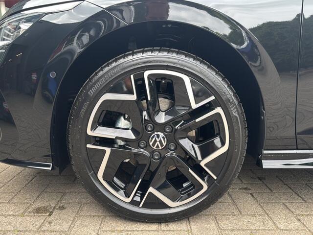 Volkswagen GOLF 1.5 eTSI R-LINE PANO-DAK/CAMERA/NAVI/CARPLAY/ACC/STOEL-STUURVERW