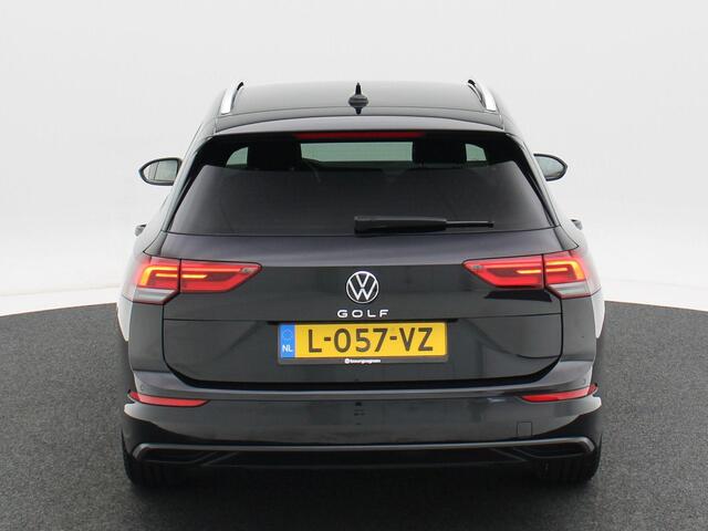 Volkswagen GOLF Variant 1.0 TSi 110 Pk Life Business | LED | Carplay | Parkeersensoren | Navigatiesysteem | Elektrische Stoel | 16 Inch | 47.068 Km!