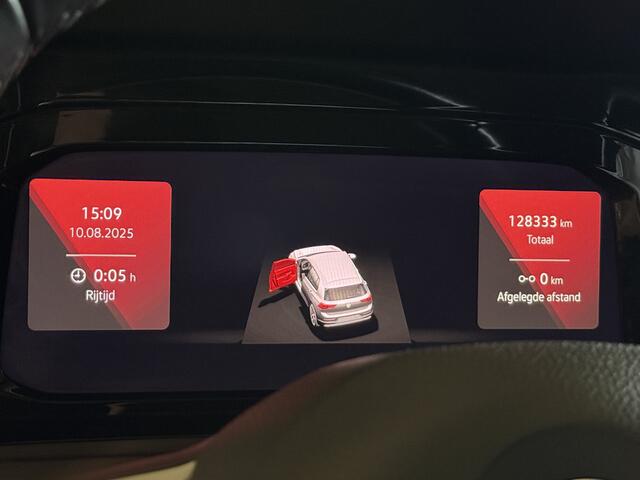 Volkswagen GOLF 1.5 eTSI Style | Memory stoelen | 18'' inch | Virtual cockpit