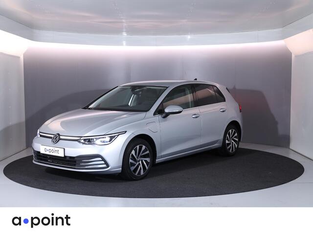 Volkswagen GOLF 1.4 eHybrid Style 204 pk Automaat (DSG) | Navigatie | Parkeersensoren | Adaptieve cruise control | LED koplampen | Stoelverwarming |