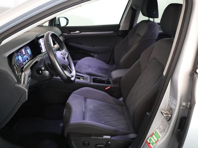 Volkswagen GOLF 1.4 eHybrid Style 204 pk Automaat (DSG) | Navigatie | Parkeersensoren | Adaptieve cruise control | LED koplampen | Stoelverwarming |