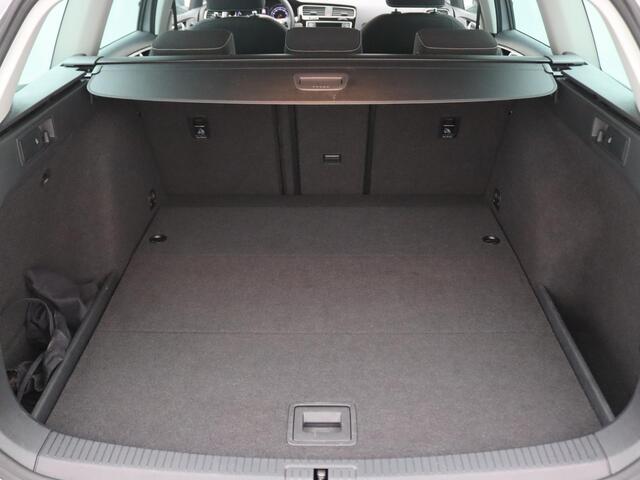 Volkswagen GOLF Variant 1.4 TSI Highline 125PK Navi, Clima, Parkeersensoren voor en achter, Elektr. inkl. buitenspiegels, Cruise Controle, 17" LM Velgen