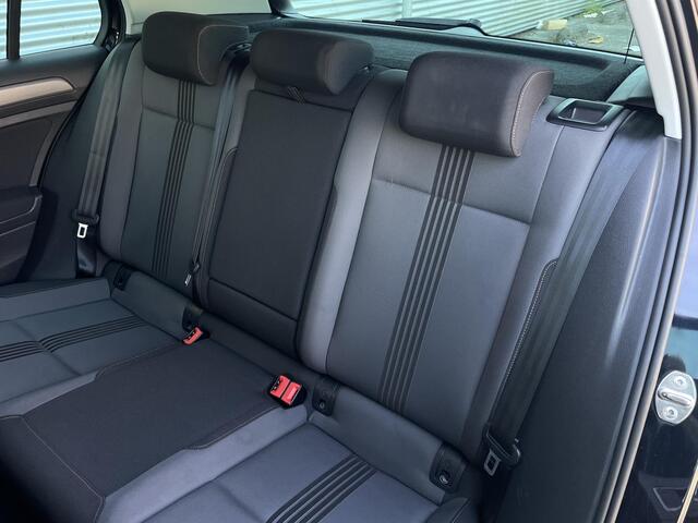 Volkswagen GOLF 1.4 TSI Connected Series|Automaat|Stoelverwarming