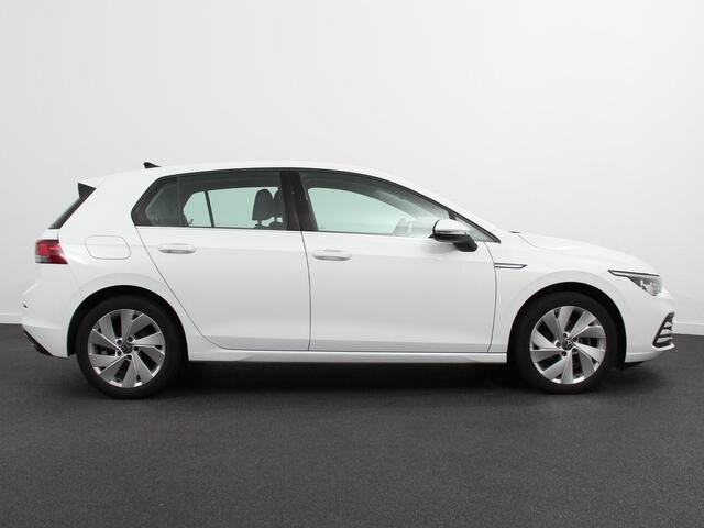 Volkswagen GOLF 1.5 TSI 150pk Style Volkswagen Golf 1.5 eTSI 150pk Style | Navigatie | Climate Control | DAB | Digitale Cockpit | Keyless Start | Lichtmetalen velgen 17" | Parkeer Sensoren | Stoelverwarming