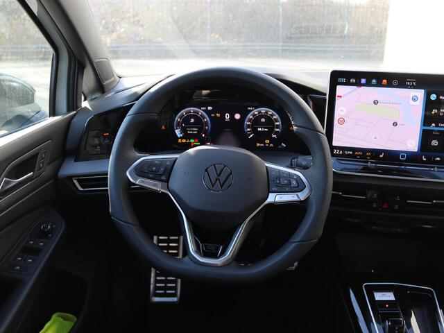 Volkswagen GOLF Variant R-Line-Edition 1.5 eTSI 85 kW / 116 pk Variant 7 v ersn. DSG | Panoramadak | Black Style | Assistance plus pakket |