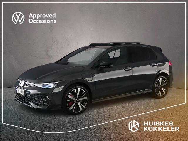 Volkswagen GOLF GTE 1.5 TSI eHybrid 272pk DSG Automaat Panoramadak, Black Style, Head up display, Adaptive cruise control, LED matrix koplampen, Achteruitrijcamera
