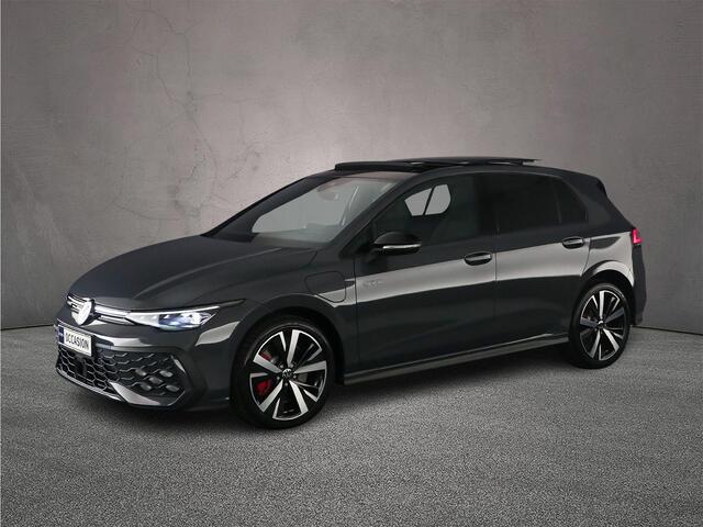 Volkswagen GOLF GTE 1.5 TSI eHybrid 272pk DSG Automaat Panoramadak, Black Style, Head up display, Adaptive cruise control, LED matrix koplampen, Achteruitrijcamera