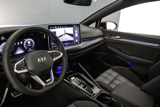 Volkswagen GOLF GTE 1.5 TSI eHybrid 272pk DSG Automaat Panoramadak, Black Style, Head up display, Adaptive cruise control, LED matrix koplampen, Achteruitrijcamera