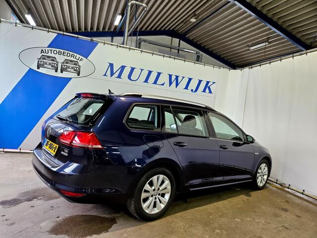 Volkswagen GOLF Variant 1.0 TSI Connected Series / Navi / Camera / NL Aut