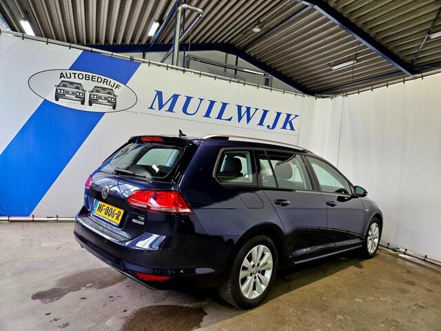 Volkswagen GOLF Variant 1.0 TSI Connected Series / Navi / Camera / NL Aut